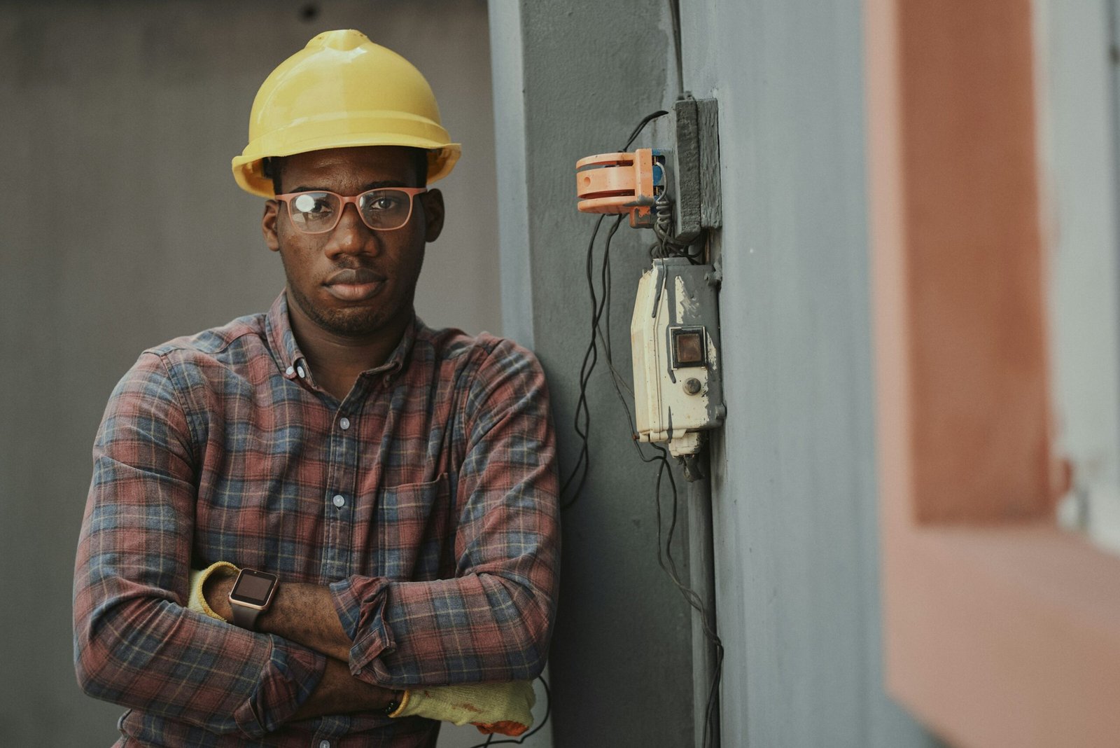 The Importance of Hiring an HRP Electrician for Your Electrical Needs